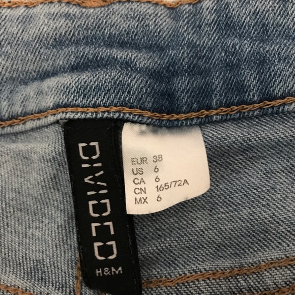 Jean Shorts - Picture 2 of 3